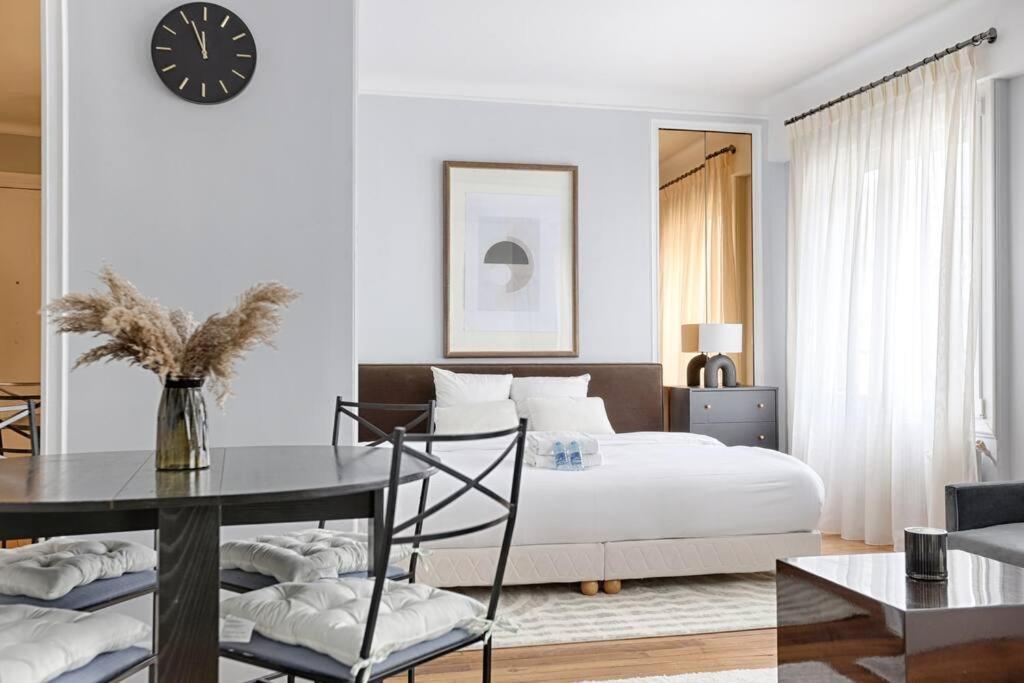 Matignon Saint-Honore : Magnifique Appartement 1Br ปารีส ภายนอก รูปภาพ